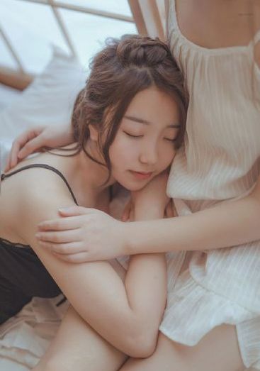 芵语老师用肉丝袜脚足惩罚我_国产剧完整版观看