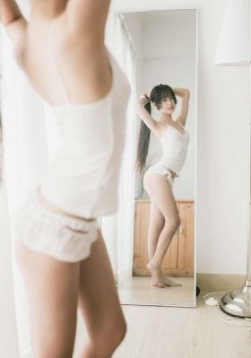 91清纯白嫩的高中校花在线不卡_1080P电影在线看
