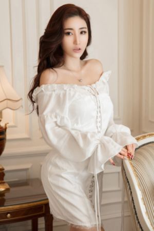 日韩美女精油按摩露胸网站入口_剧情片电影全集观看