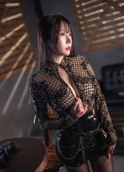 百合床上各种姿势的图片视频_BD英语完整视频观看