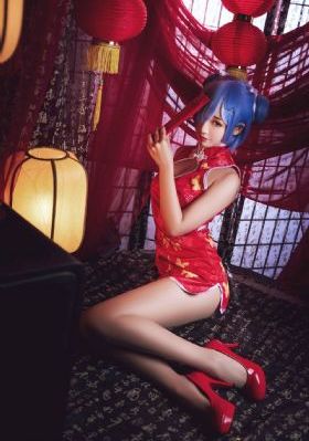 中出白嫩美女在线播放_BD英语免费观看视频