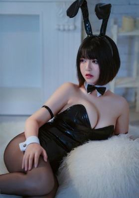 她让我肏她的屄_超清免费观看视频