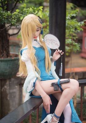女王拿丝袜脚教训足奴视频_无广告免费播放高清电影