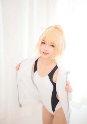 张柏芝穿黑色三点内衣照片_DVD最新电影在线观看